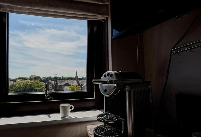 스탠다드 룸 킹사이즈 침대, Quilt And Croissants Guest House