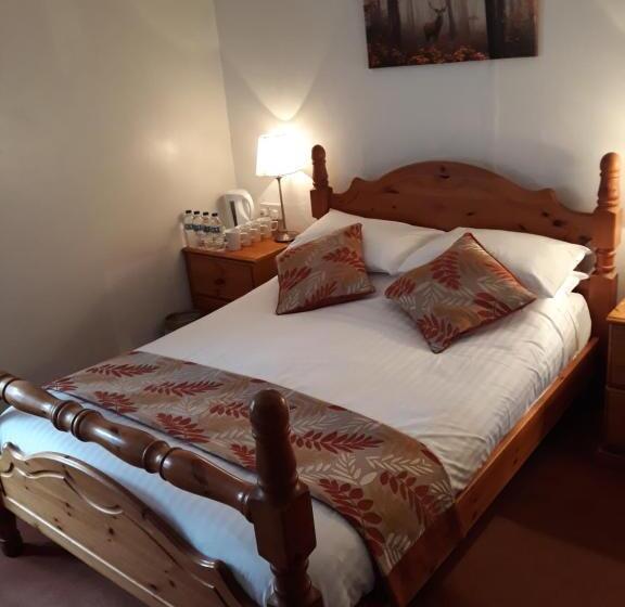 غرفة عائلية, Beechwood B&b