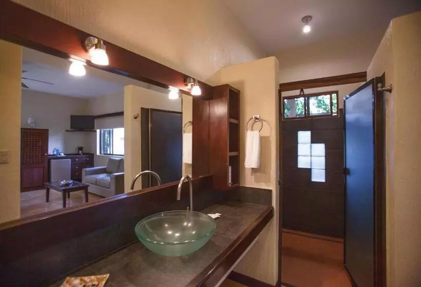 اتاق لوکس, Boca Olas Resort Villas