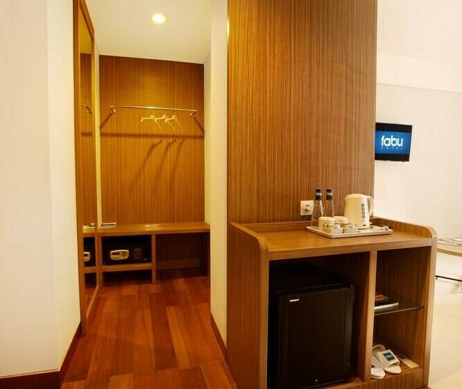 Полулюкс, Fabu Hotel Bandung