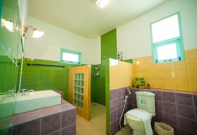 Семейный Номер, Baan Chokdee Pai Resort