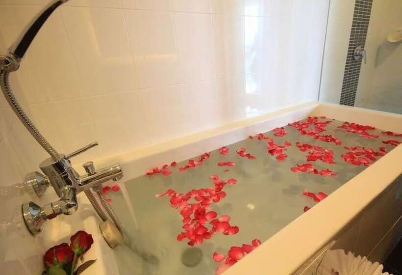 이그제큐티브 스위트, Di Pantai Boutique Beach Resort