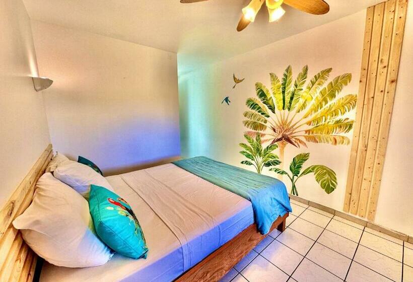 استودیوی استاندارد, Residence Oceane