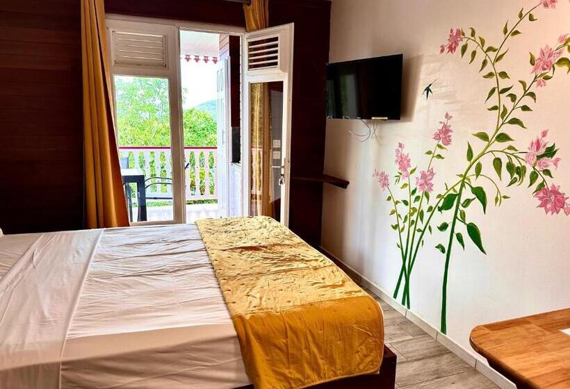 استودیوی استاندارد, Residence Oceane