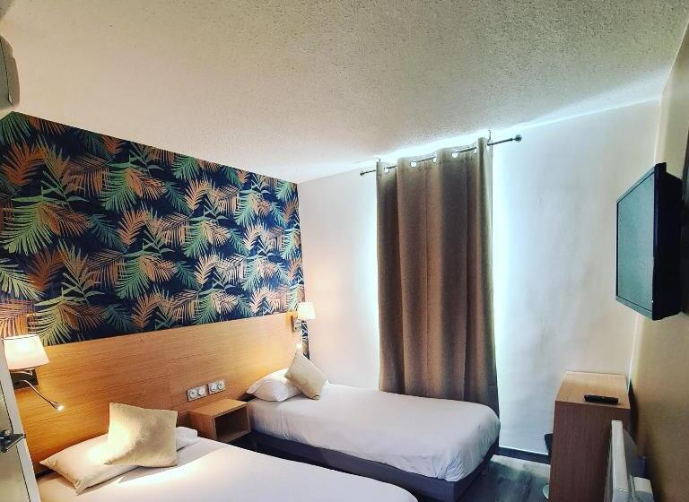 غرفة قياسية, Les Beaux Soleils