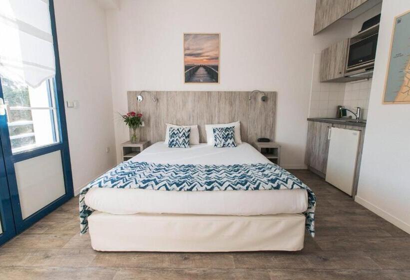 סטודיו סופריור, Mercedes