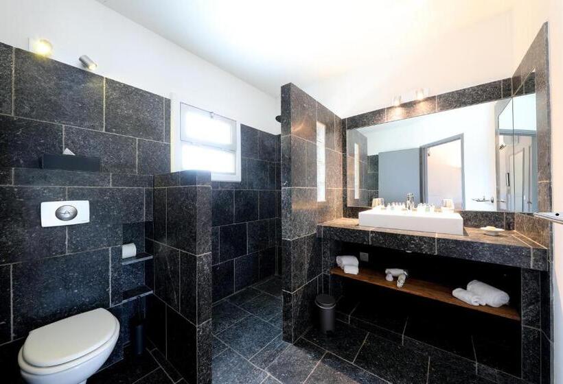 اتاق سوپریور با چشمانداز باغ, Pearl Beach