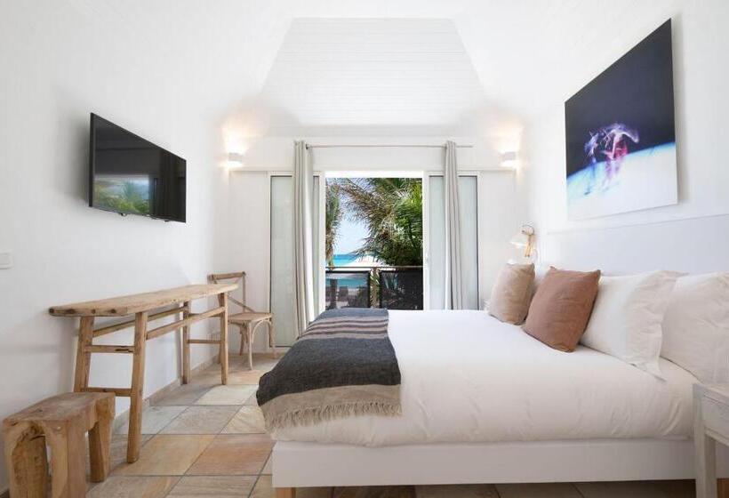 سوییت, Pearl Beach