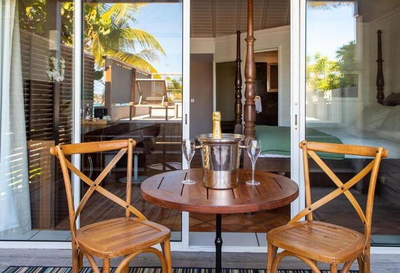 اتاق لوکس با چشمانداز دریا, Pearl Beach