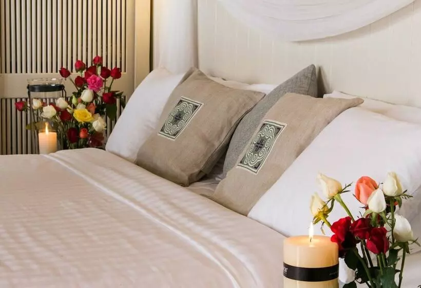 اتاق سوپریور با چشم‌انداز کوهستان, Phumorkdao Resort