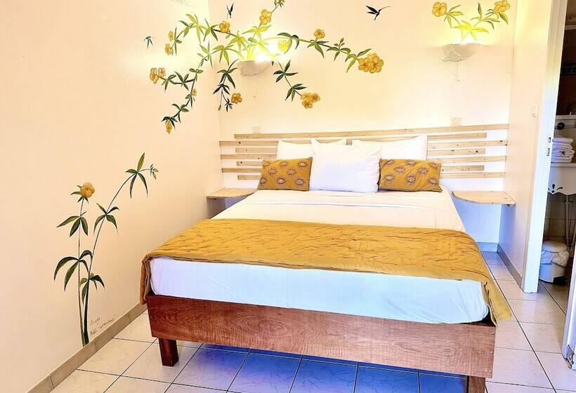 استودیوی استاندارد, Residence Oceane