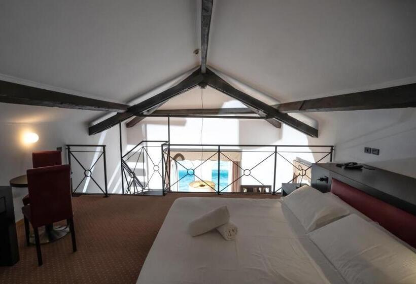 جناح سوبيريور, Villa Eva Beach