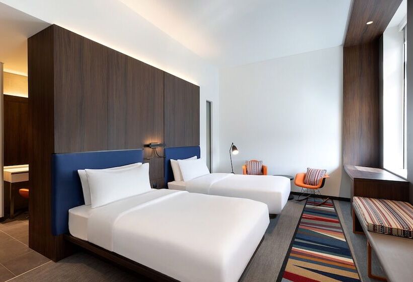 标准间, Aloft Dubai Airport