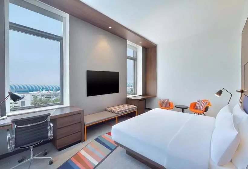 اتاق استاندارد با تخت بزرگ, Aloft Dubai Airport