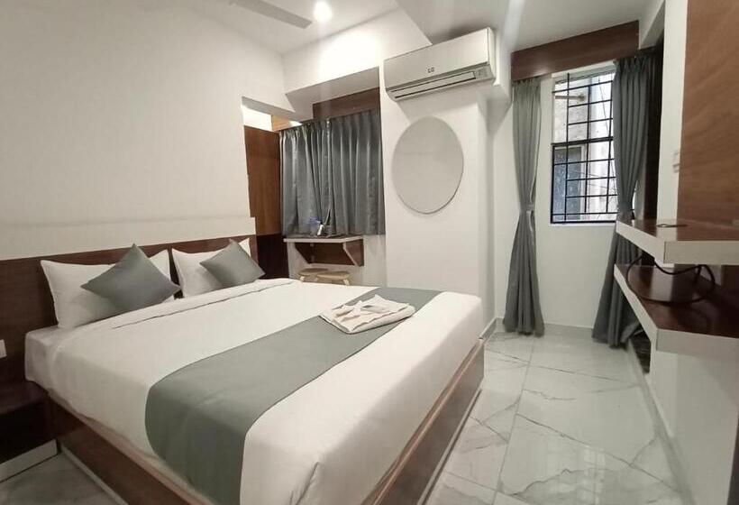 豪华房间, Royal N Deluxe