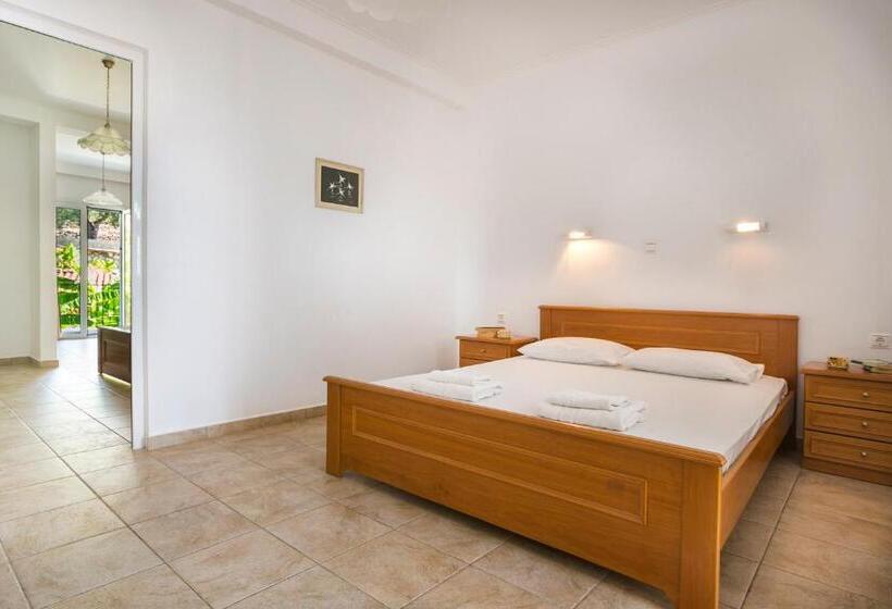 침실 1개 아파트, Saulas Studios