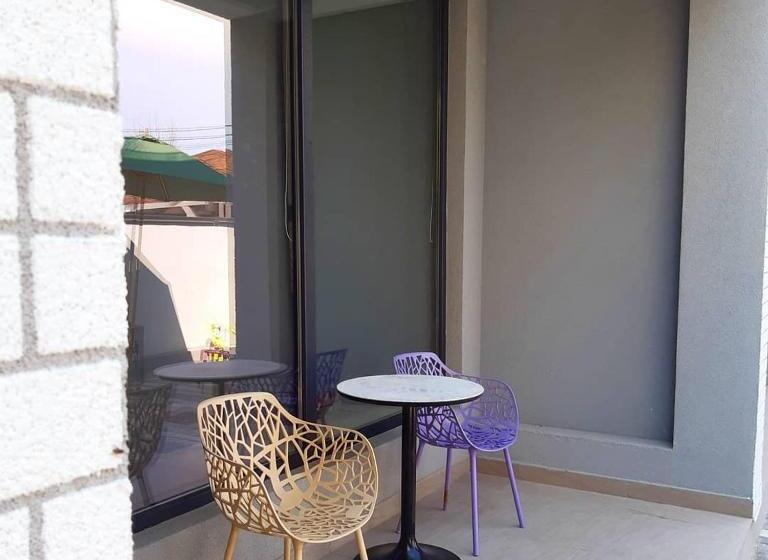 Standardrum, Vila Arthur