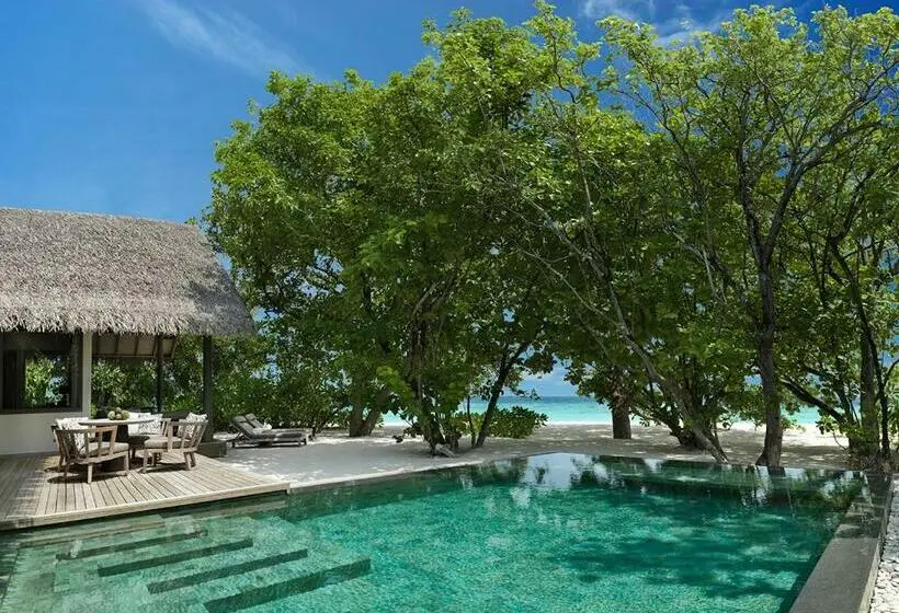 سوییت لوکس, Vakkaru Maldives