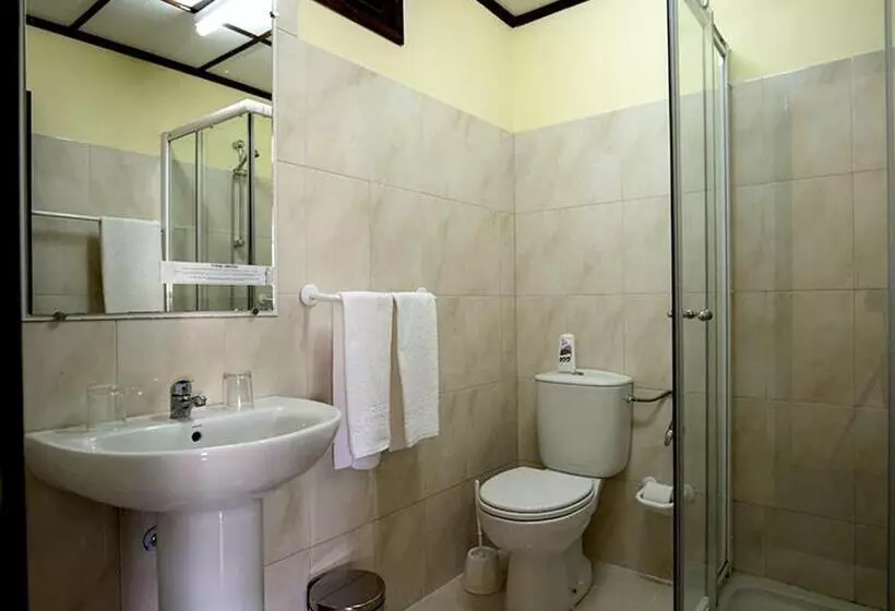 اتاق استاندارد با چشم‌انداز, Apart Hotel Avenida