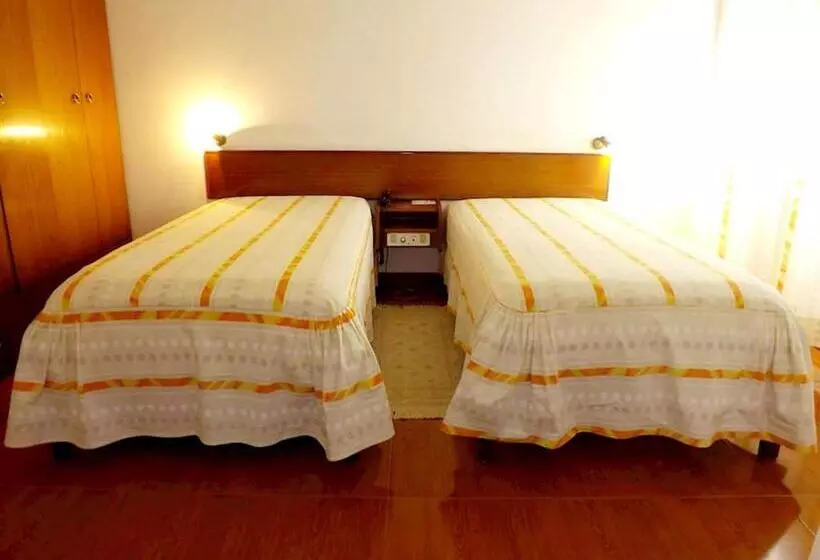 اتاق استاندارد با چشم‌انداز, Apart Hotel Avenida