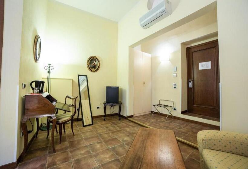 اتاق کلاسیک سه تخته, B&b Galileo 2000