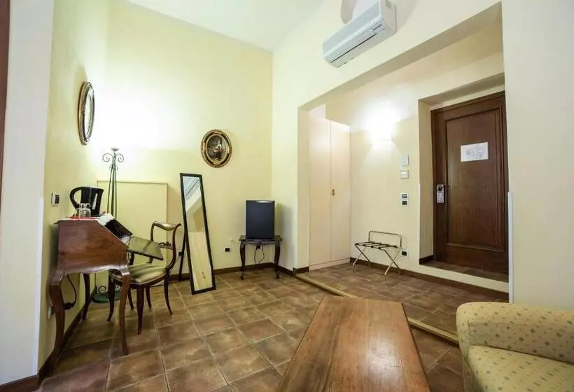 اتاق کلاسیک سه تخته, B&b Galileo 2000