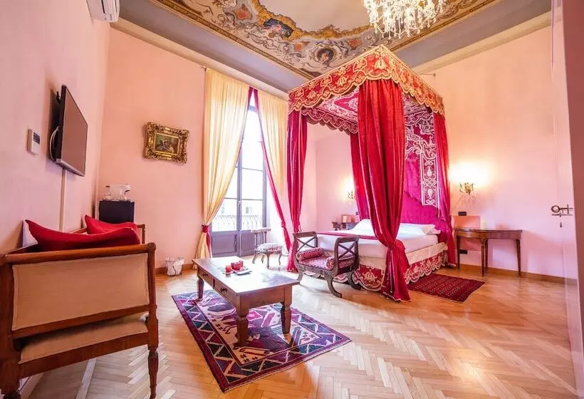 سوییت جونیور با چشم‌انداز شهر, B&b Galileo 2000