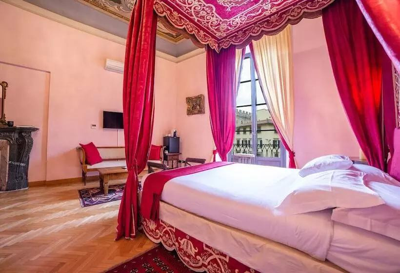 سوییت جونیور با چشم‌انداز شهر, B&b Galileo 2000
