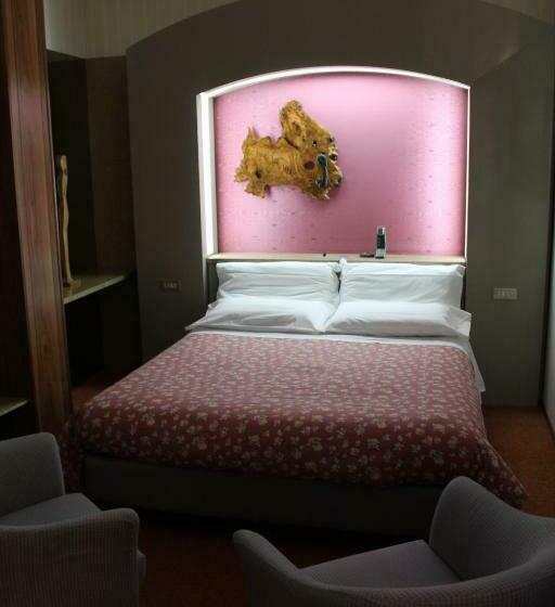 スタンダードルーム, Costellazioni