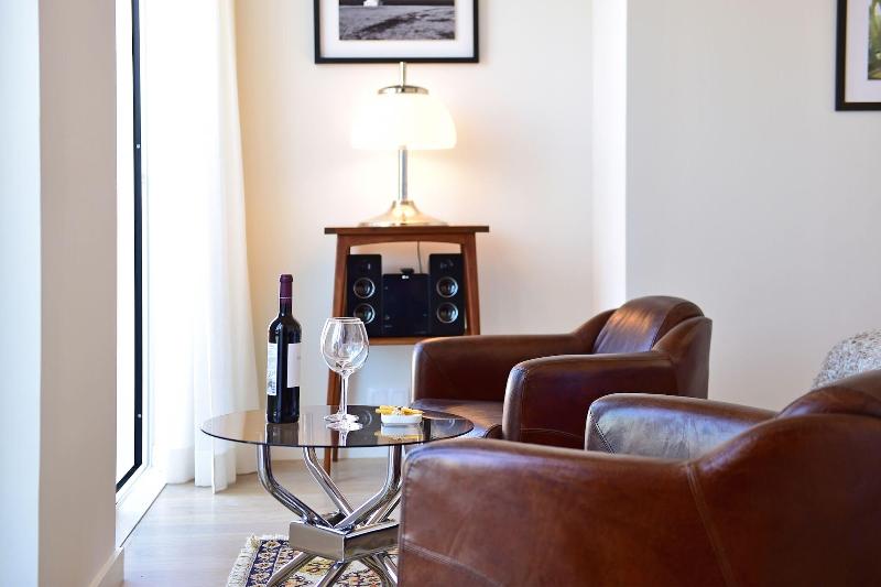 エクゼクティブワンルーム, Distinction Dunedin