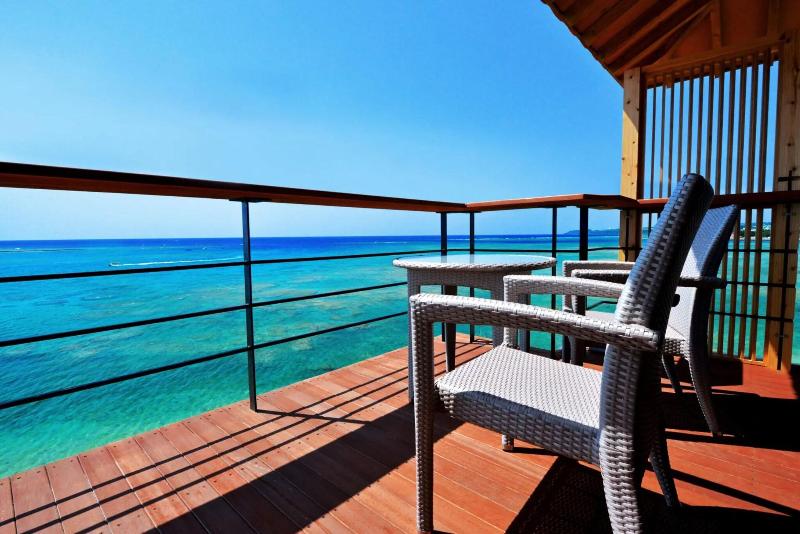 סוויטת אקזקיוטיב נוף לים, Hyakunagaran