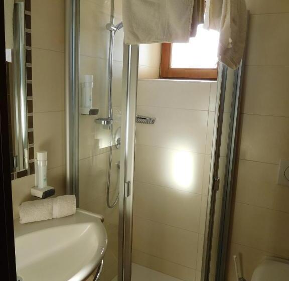 스탠다드 룸, Kirchenwirt