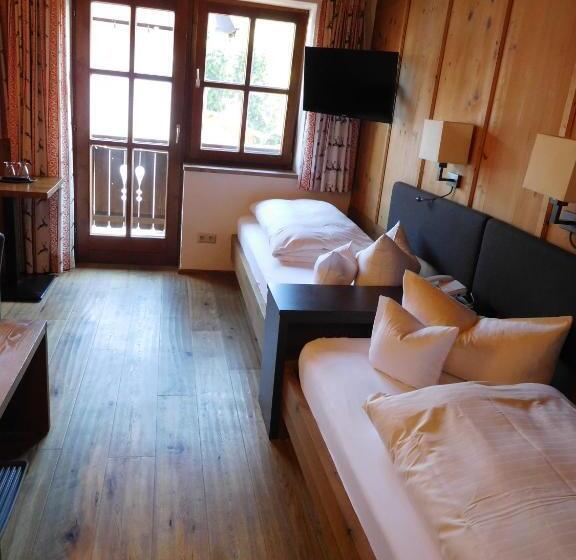 컴포트 룸, Kirchenwirt