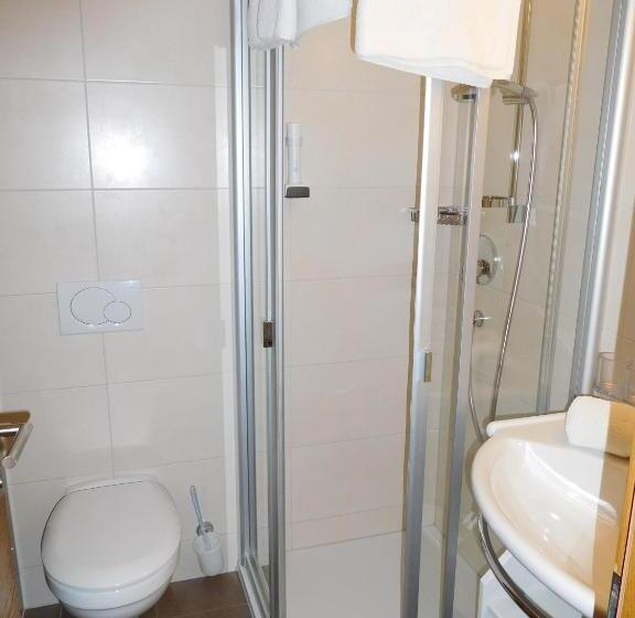 스탠다드 룸, Kirchenwirt