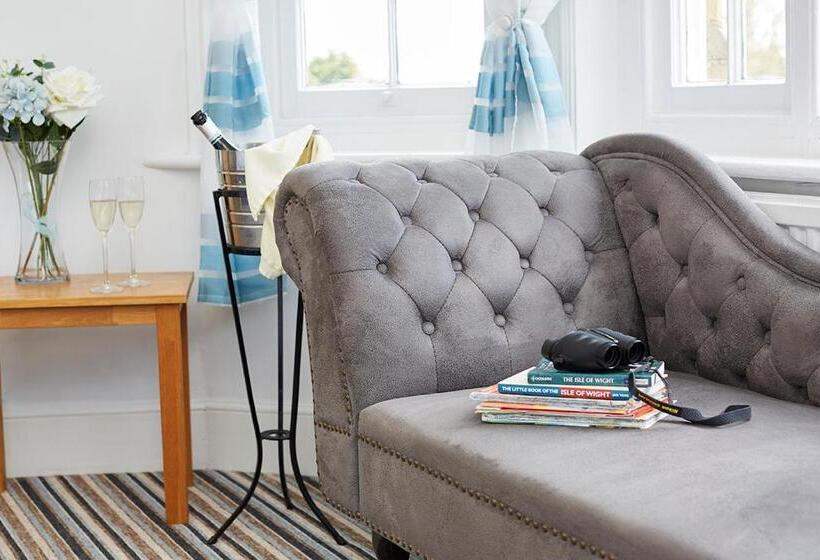 Triple Room Sea View, Luccombe Manor Country House