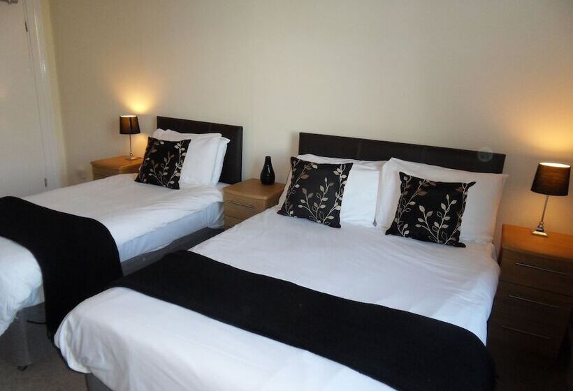 스탠다드 트리플 룸, Luccombe Manor Country House