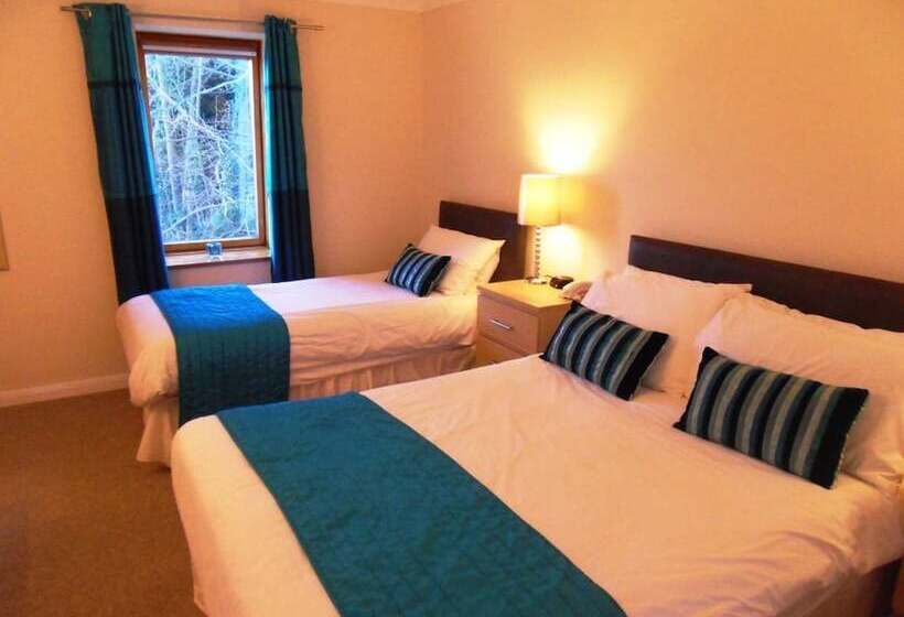 스탠다드 트리플 룸, Luccombe Manor Country House