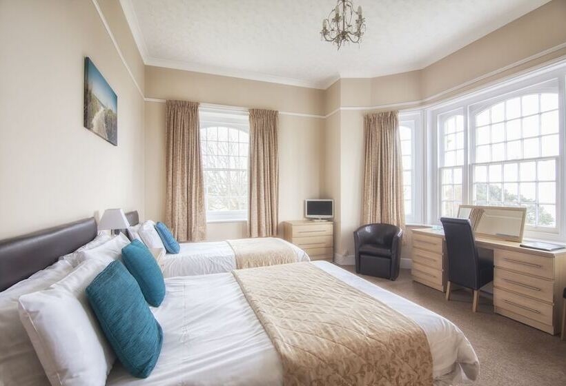 Triple Room Sea View, Luccombe Manor Country House