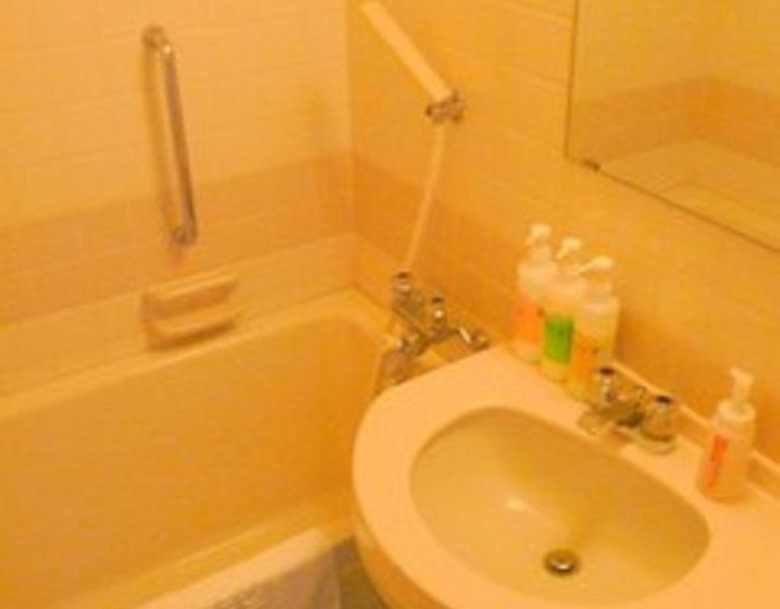 اتاق استاندارد چهار تخته, Peace Land Ishigaki