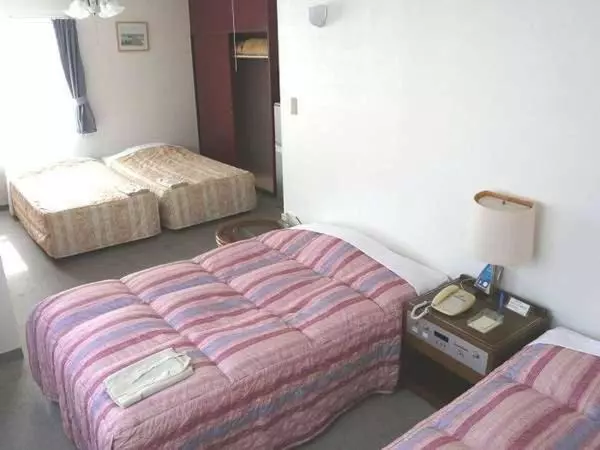 اتاق استاندارد چهار تخته, Peace Land Ishigaki