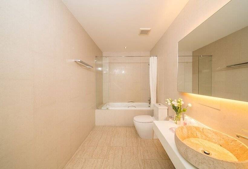 اتاق لوکس سه تخته, Seven Zea Chic