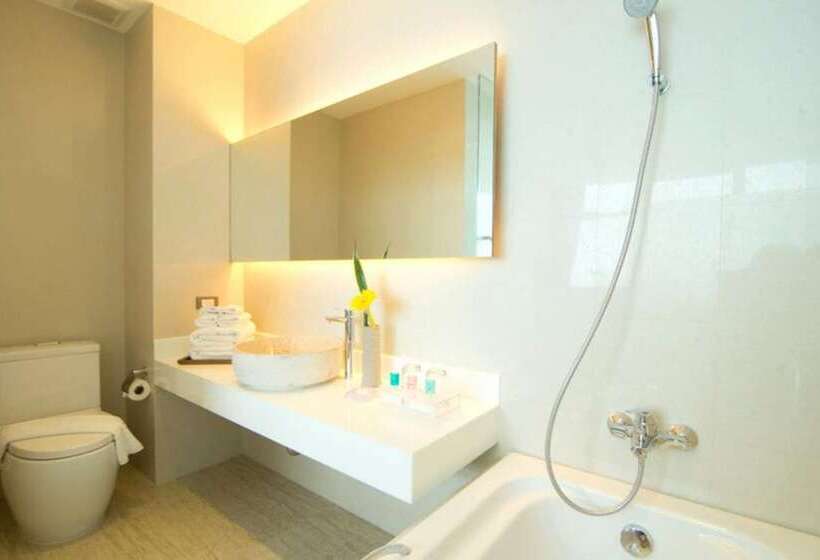 اتاق لوکس سه تخته, Seven Zea Chic