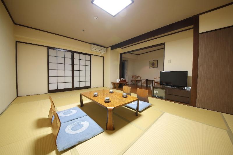 Номер Deluxe, The Yuinchi Hotel Nanjo