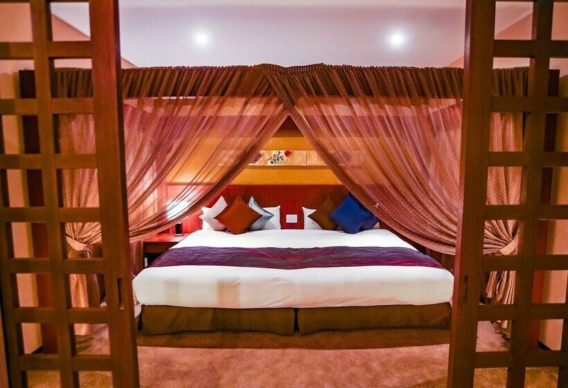 סוויטה מלכותית, The Yuinchi Hotel Nanjo