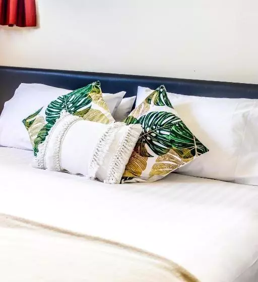 Huoneisto 2 Makuuhuonetta, Coleraine Suites & Apartments