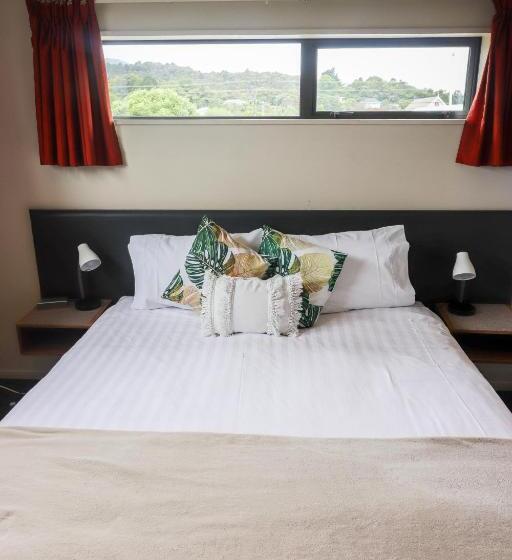 סטודיו אקזקיוטיב, Coleraine Suites & Apartments