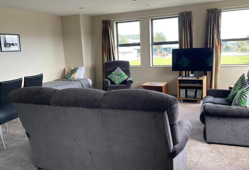 דירת אקזקיוטיב 2 חדרים, Coleraine Suites & Apartments