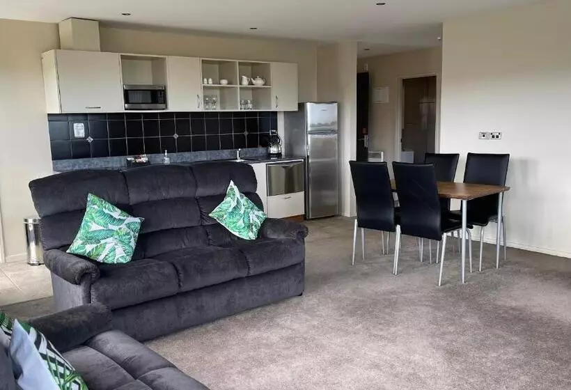 Executive-huoneisto 2 Makuuhuonetta, Coleraine Suites & Apartments