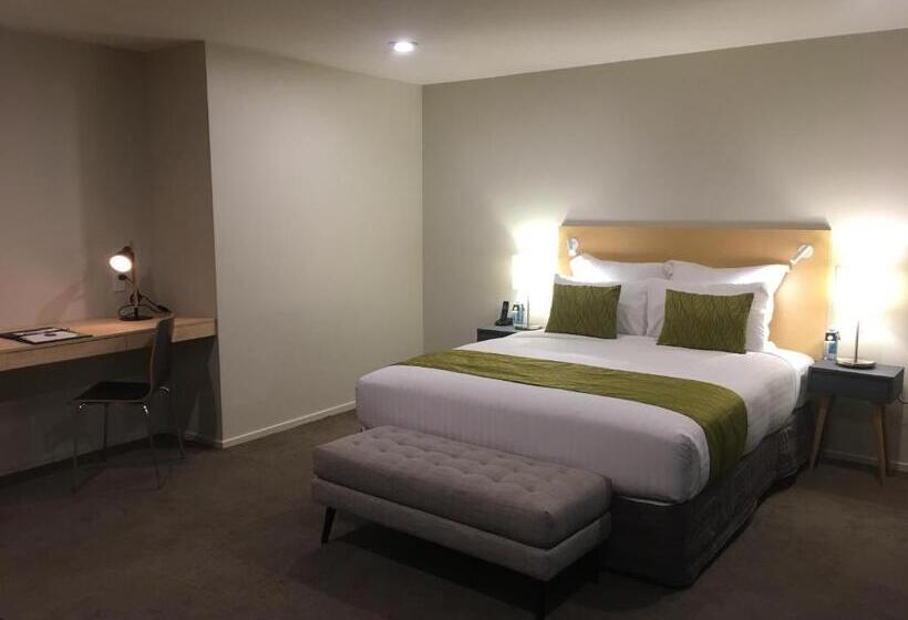 جناح إدارى, Greenlane Suites