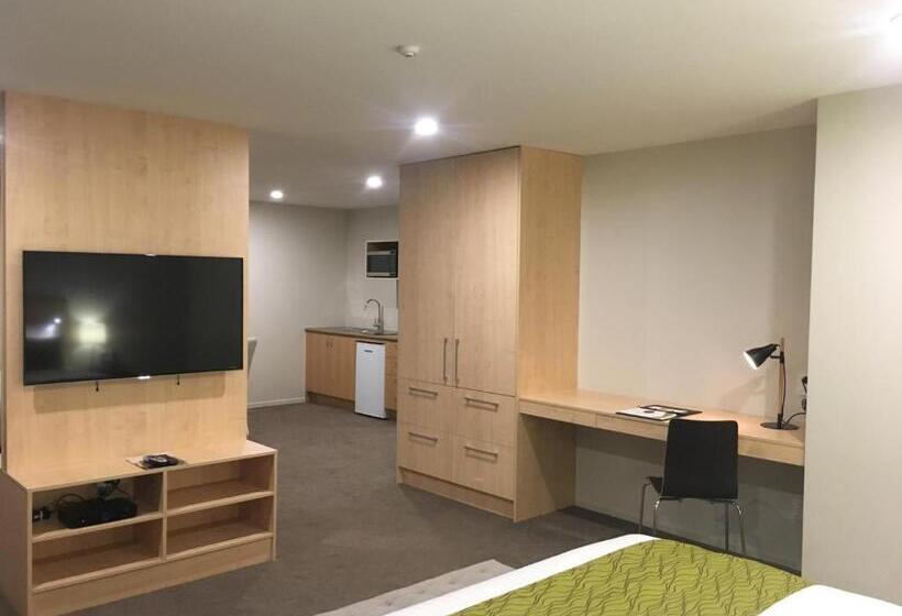 سوییت اجرایی, Greenlane Suites